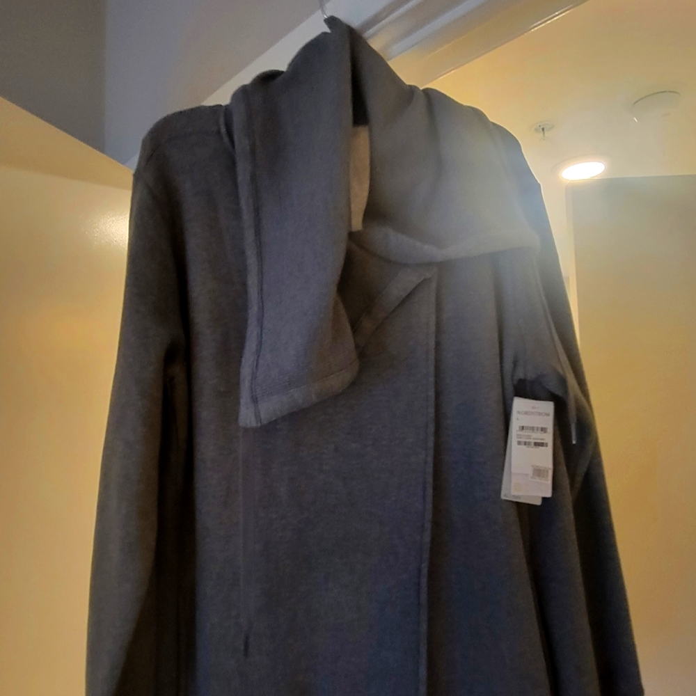 Zella Cozy Wrap